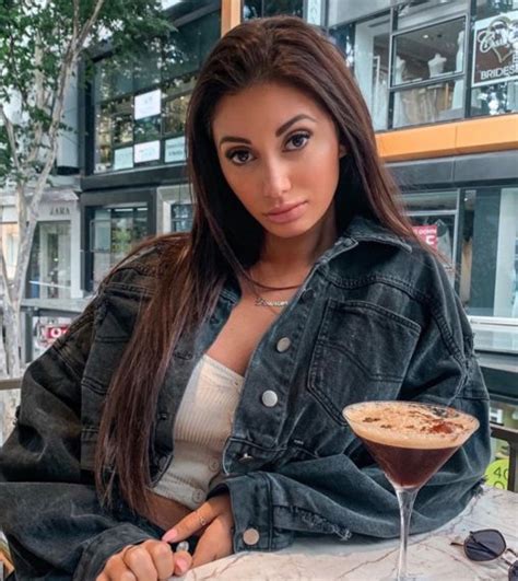The jaw-dropping display comes after the reality TV star all but confirmed he is back together with his ex-fianc, Francesca Farago. . Francesca farago nipple